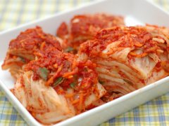 過量食用亞硝酸鹽會(huì)出現(xiàn)哪些癥狀？